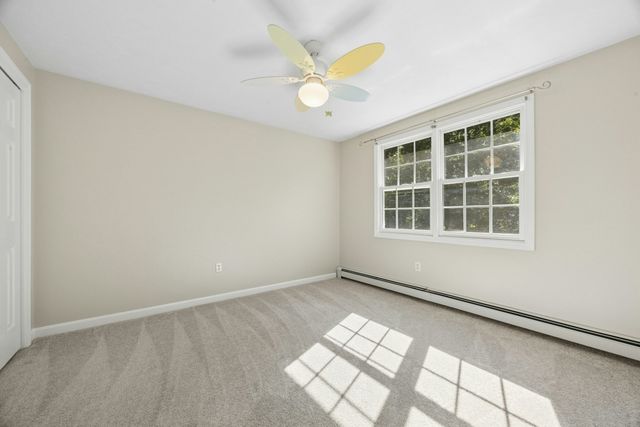 48 June St, Northbridge, MA 01534