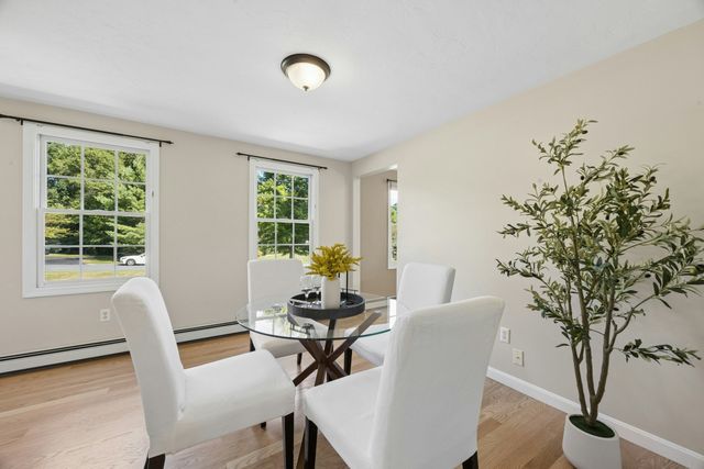 48 June St, Northbridge, MA 01534