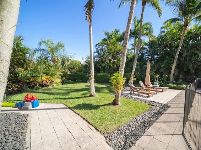 17433 SE Indian Hills Dr 17433, Jupiter, FL 33469