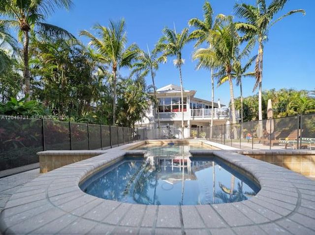 17433 SE Indian Hills Dr 17433, Jupiter, FL 33469