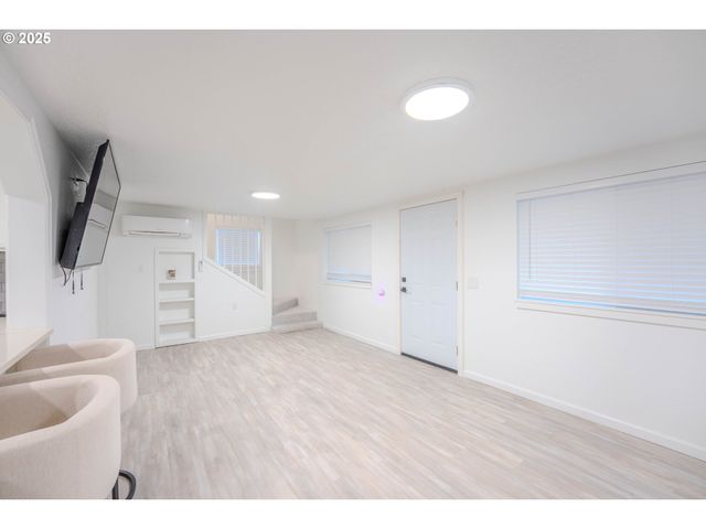 15550 Se TICKLE CREEK Rd, Boring, OR 97009