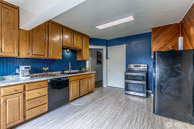 1432 S 56th Street, Tacoma, WA 98408