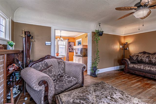 1432 S 56th Street, Tacoma, WA 98408