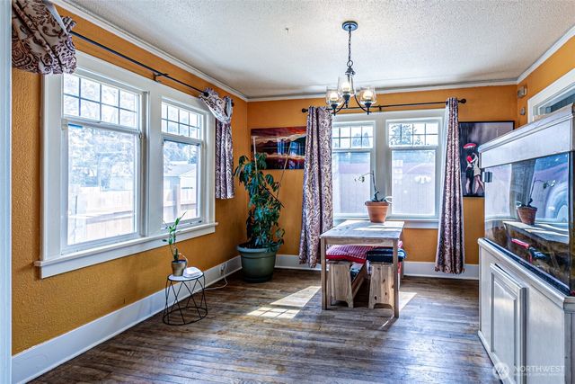 1432 S 56th Street, Tacoma, WA 98408