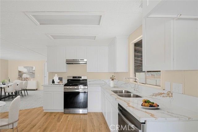 5981 La Mesa Road, Phelan, CA 92371