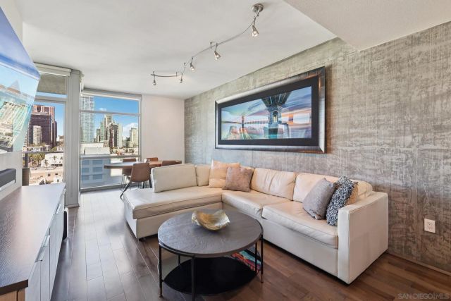 800 The Mark Ln 1203, San Diego, CA 92101