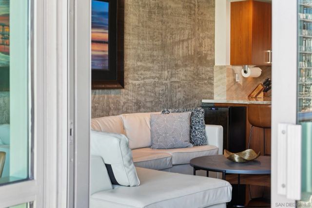 800 The Mark Ln 1203, San Diego, CA 92101