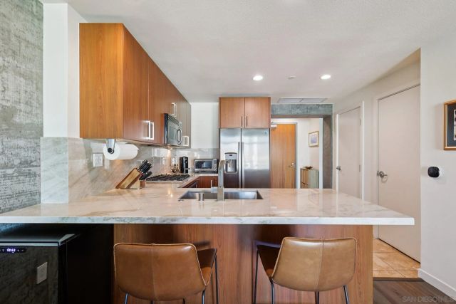 800 The Mark Ln 1203, San Diego, CA 92101