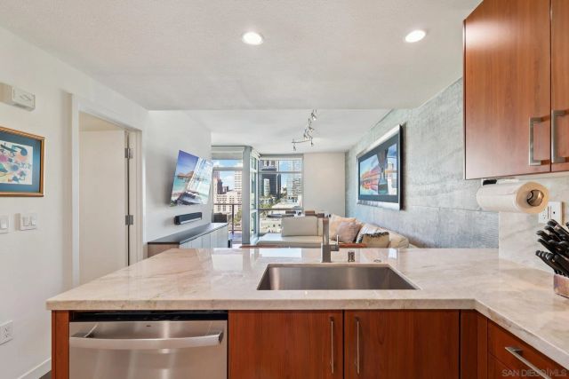 800 The Mark Ln 1203, San Diego, CA 92101