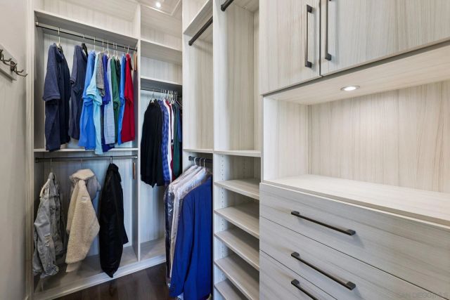 800 The Mark Ln 1203, San Diego, CA 92101