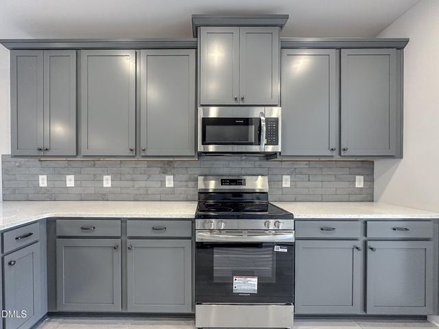 337 White Azalea Way, Benson, NC 27504