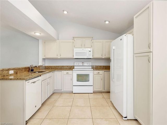 12673 Glen Hollow DR, Bonita Springs, FL 34135