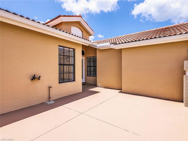 12673 Glen Hollow DR, Bonita Springs, FL 34135