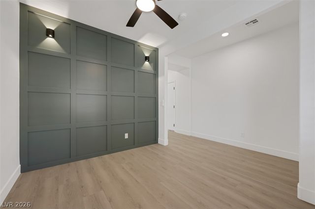 7035 Thistle Ridge Street, Las Vegas, NV 89166