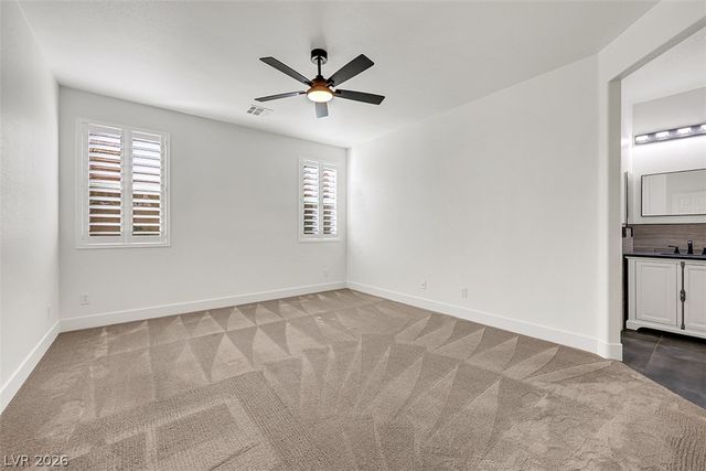 7035 Thistle Ridge Street, Las Vegas, NV 89166