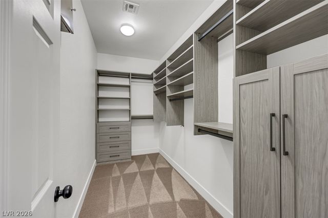 7035 Thistle Ridge Street, Las Vegas, NV 89166