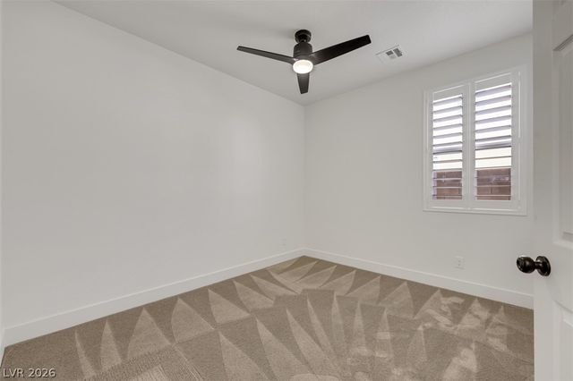 7035 Thistle Ridge Street, Las Vegas, NV 89166