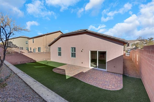7035 Thistle Ridge Street, Las Vegas, NV 89166