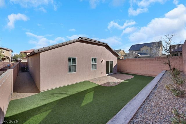 7035 Thistle Ridge Street, Las Vegas, NV 89166