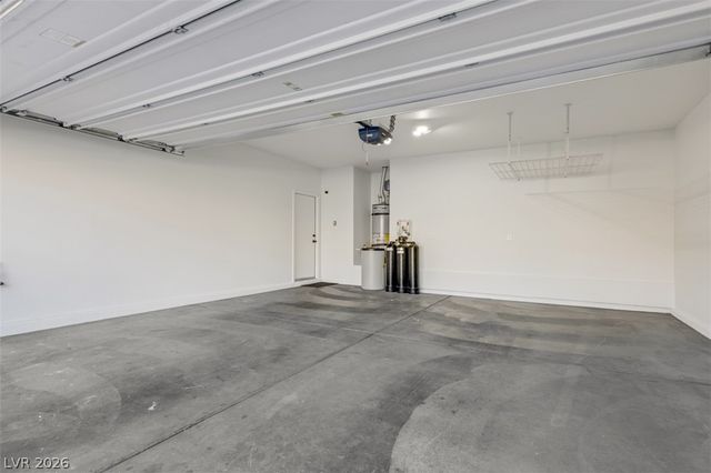 7035 Thistle Ridge Street, Las Vegas, NV 89166