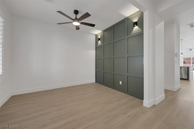 7035 Thistle Ridge Street, Las Vegas, NV 89166