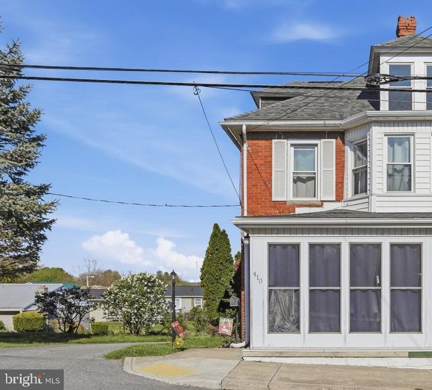 410 FAIRVIEW AVE, Waynesboro, PA 17268
