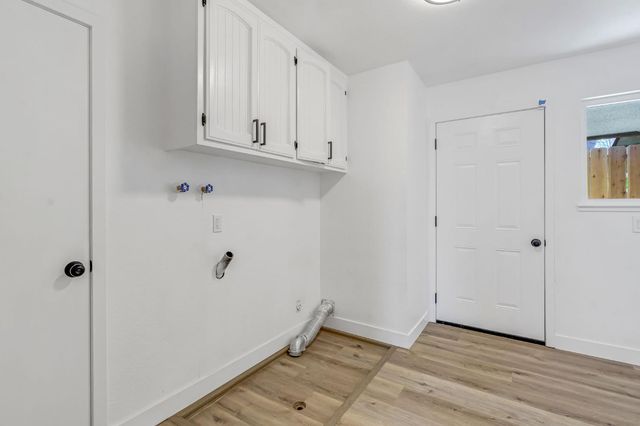 16860 Mark Road, Madera, CA 93636