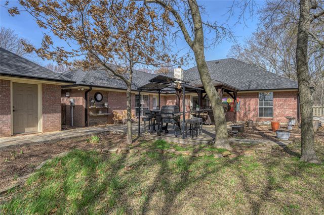 266 Tee Taw Circle, Sherman, TX 75092