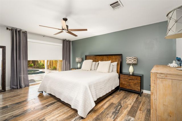 2006 Shadybriar Drive, Houston, TX 77077