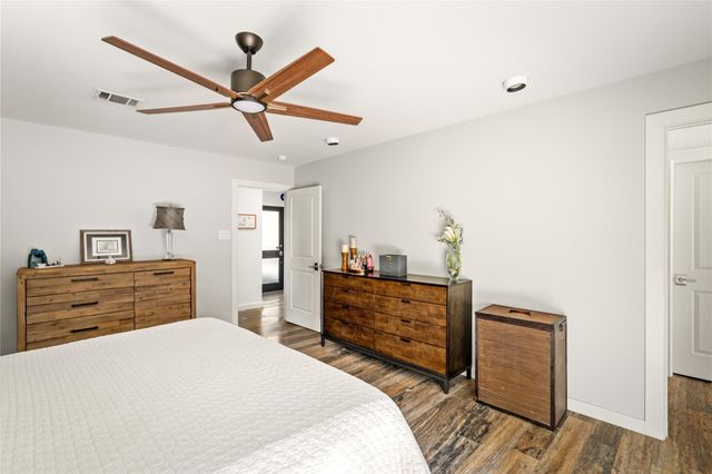 2006 Shadybriar Drive, Houston, TX 77077