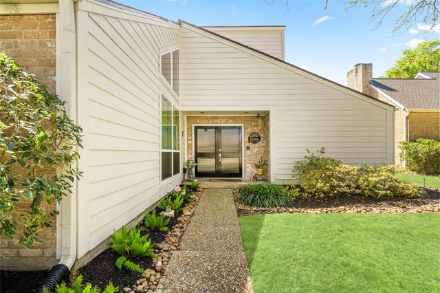 2006 Shadybriar Drive, Houston, TX 77077