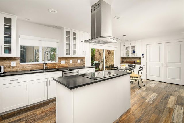 2006 Shadybriar Drive, Houston, TX 77077