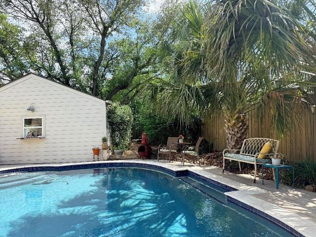 2006 Shadybriar Drive, Houston, TX 77077