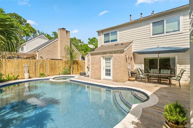 2006 Shadybriar Drive, Houston, TX 77077