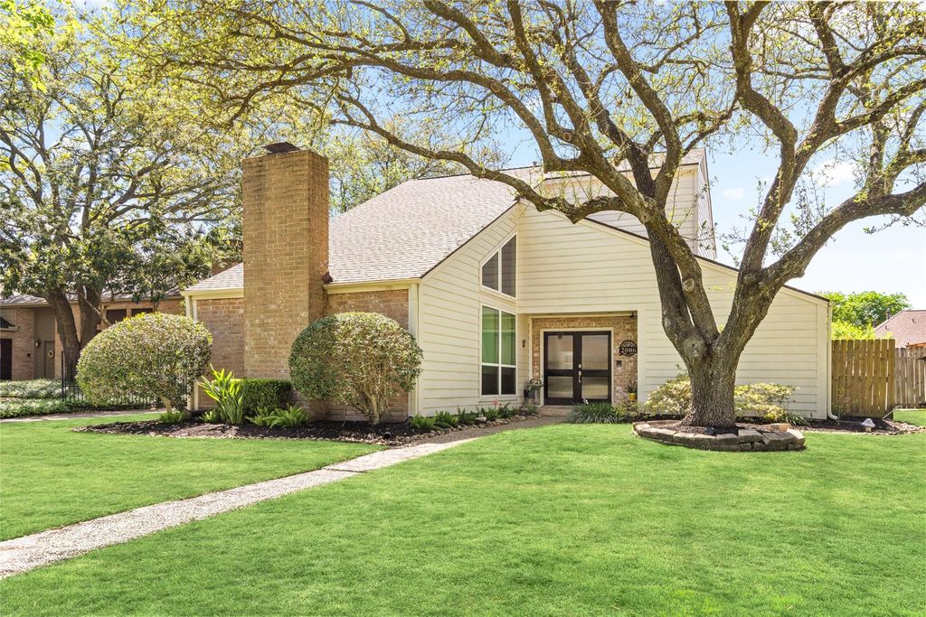 2006 Shadybriar Drive, Houston, TX 77077