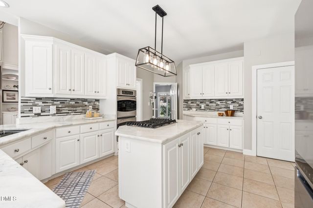 2103 W Marilyn Circle, Cary, NC 27513