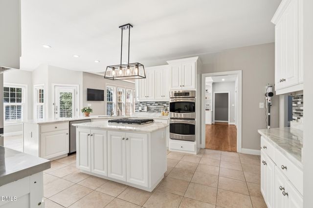 2103 W Marilyn Circle, Cary, NC 27513