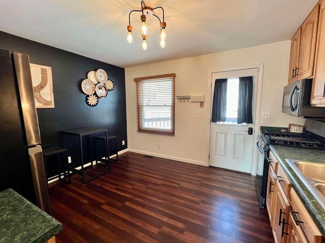 217 W 17th Avenue, Milan, IL 61264