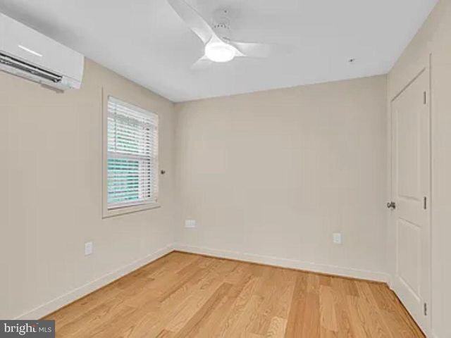 220 2ND ST SE #103, Washington, DC 20003