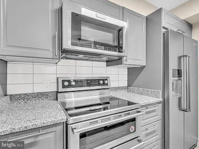 220 2ND ST SE #103, Washington, DC 20003