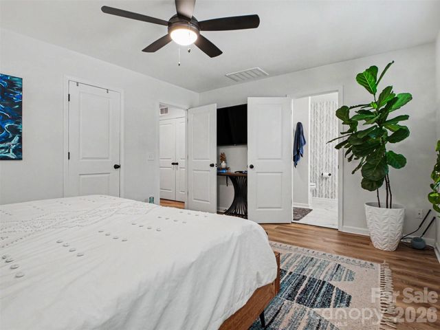 1832 Purser Drive, Charlotte, NC 28215