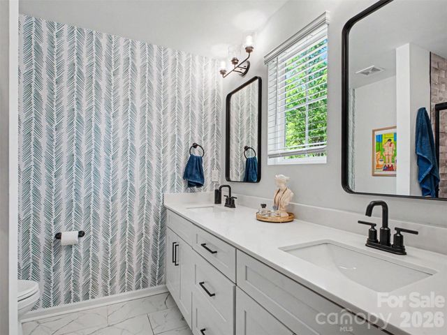 1832 Purser Drive, Charlotte, NC 28215
