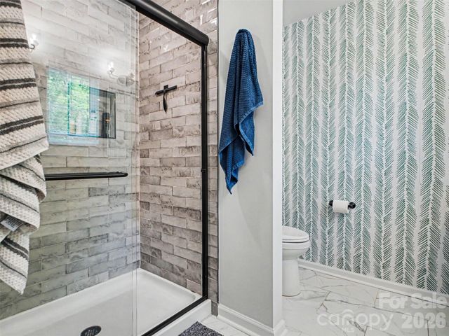 1832 Purser Drive, Charlotte, NC 28215