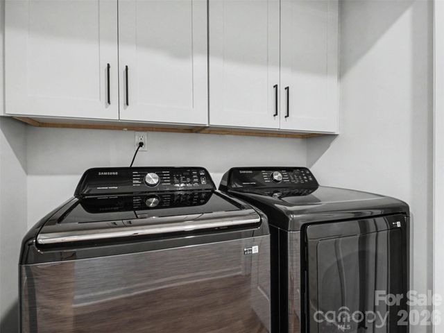 1832 Purser Drive, Charlotte, NC 28215