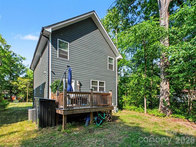 1832 Purser Drive, Charlotte, NC 28215