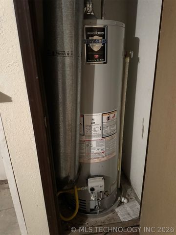 518 Carol Road, Bartlesville, OK 74003