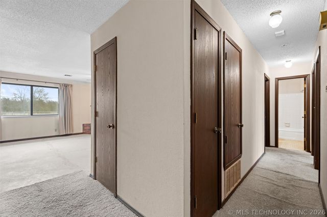 518 Carol Road, Bartlesville, OK 74003