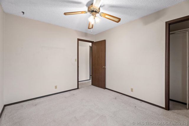 518 Carol Road, Bartlesville, OK 74003