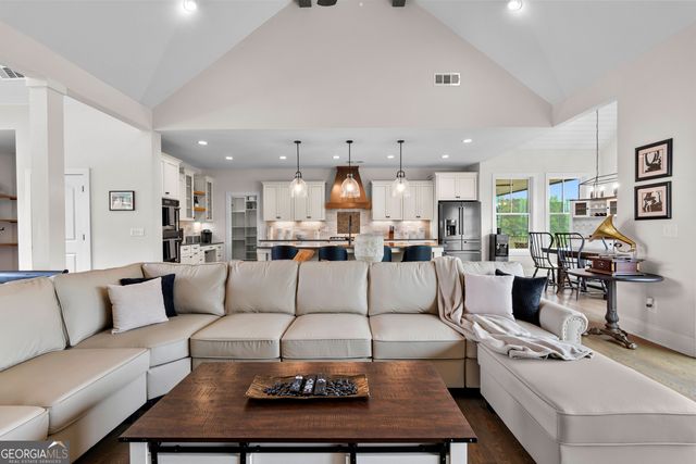 435 Tom Witcher Road, Newnan, GA 30263