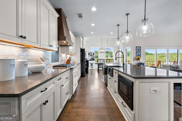 435 Tom Witcher Road, Newnan, GA 30263